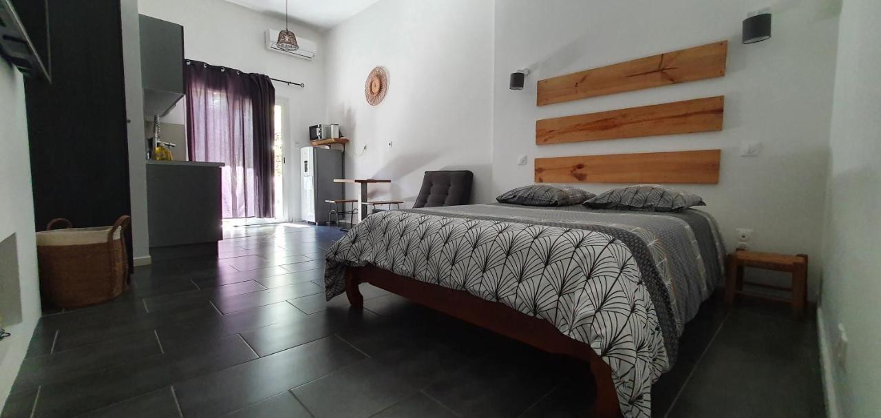 Crea Run Apartment แซ็ง-ปีแยร์ ภายนอก รูปภาพ